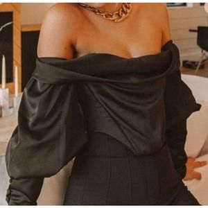 NWT HOUSE OF CB Scarlett Corset Top Off Shoulder Size S Black